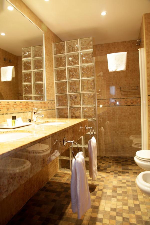 Hotel Iris Granollers Esterno foto